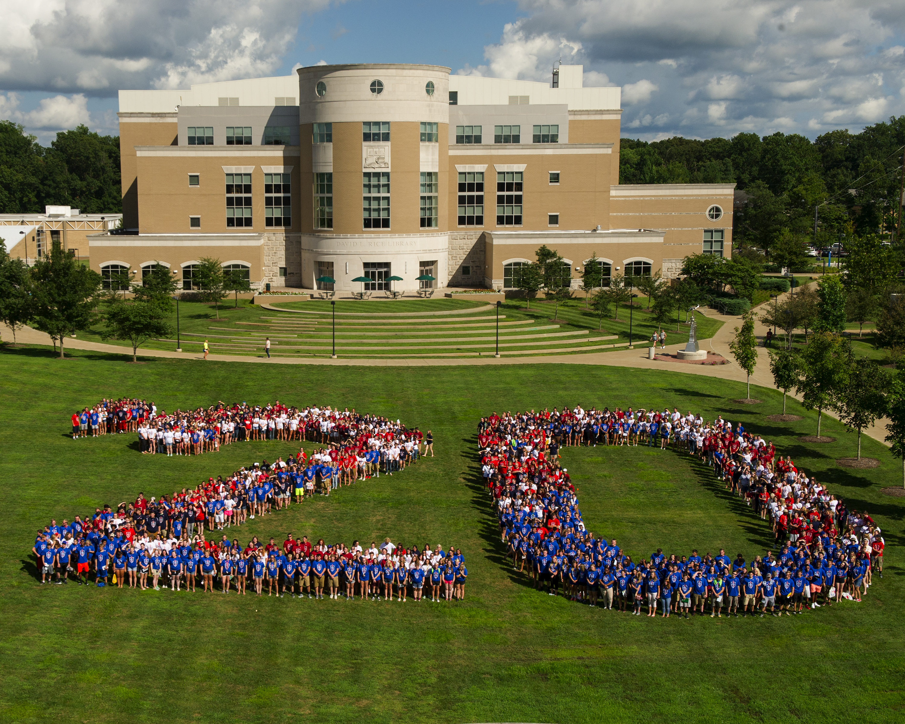 USI sees increase in overall enrollment, students entering graduate