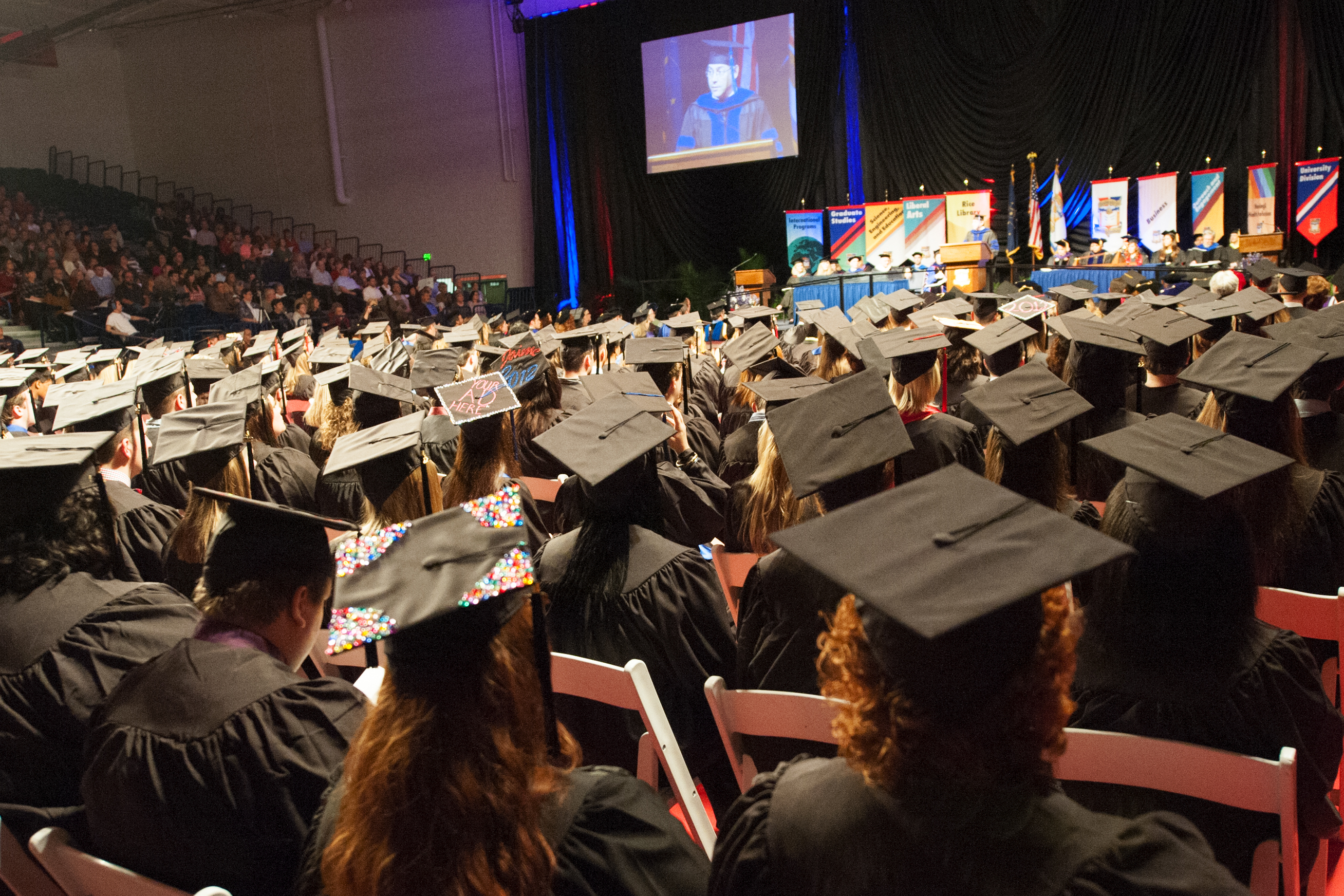 USI Fall Commencement set for Saturday University of Southern Indiana