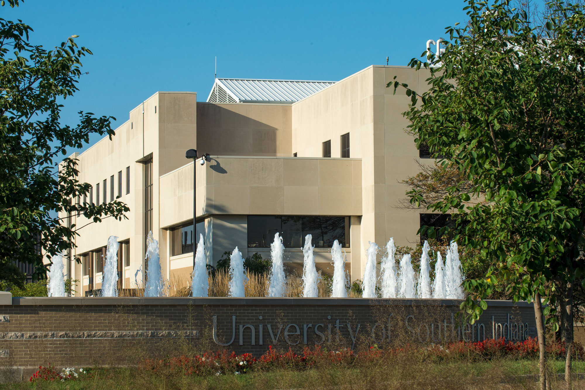 University Of Southern Indiana Offers New, Online Accelerated MBA ...