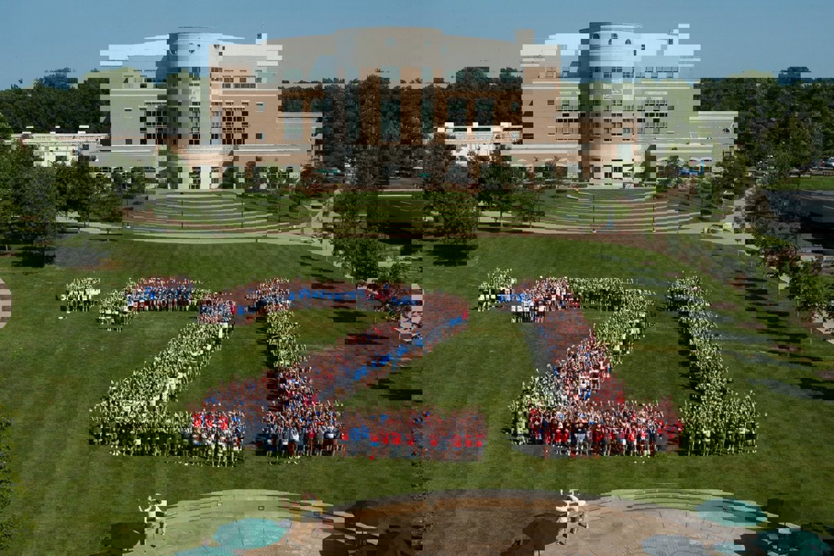 USI sets record enrollment in graduate programs 