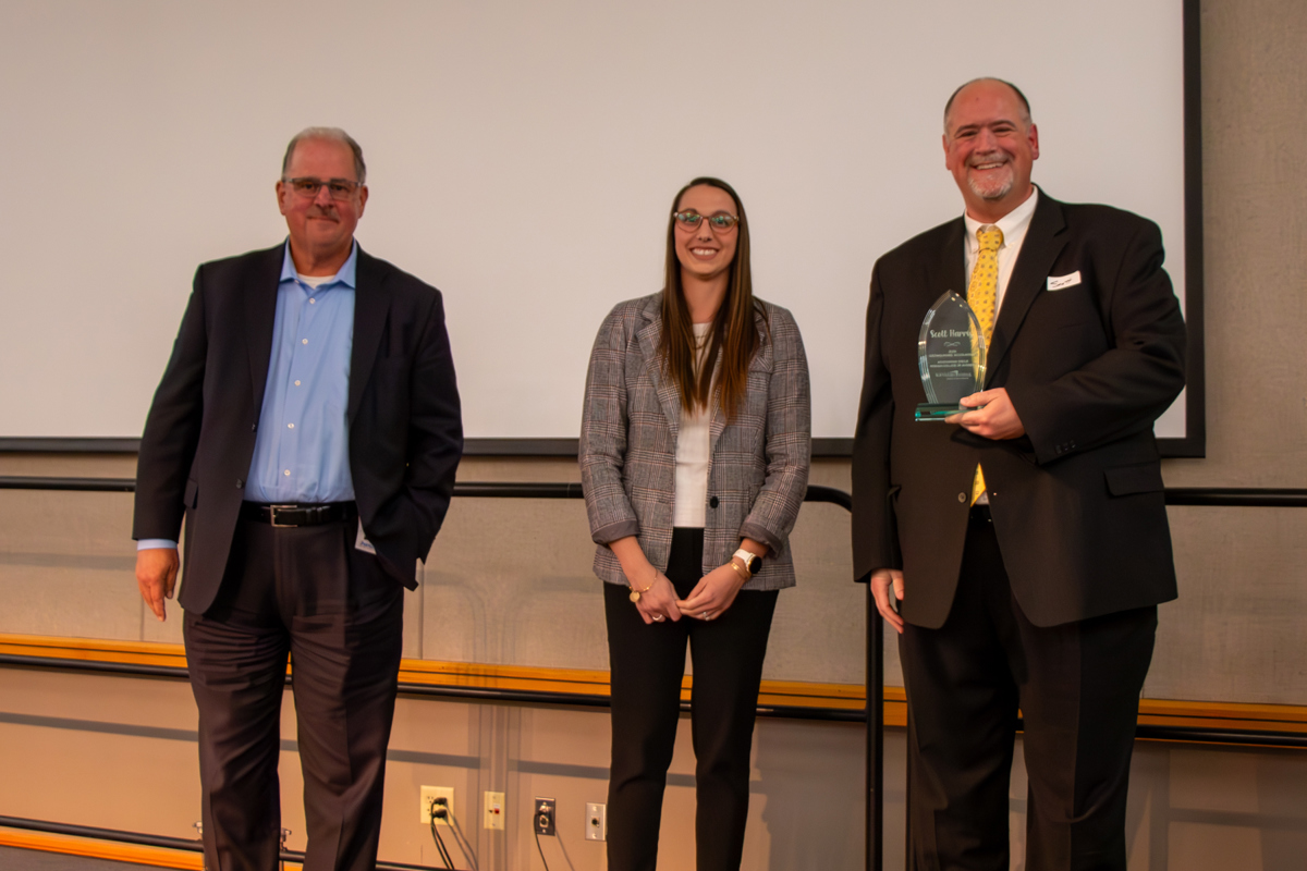 Scott Harris ’07 named 2025 USI Distinguished Accountant 