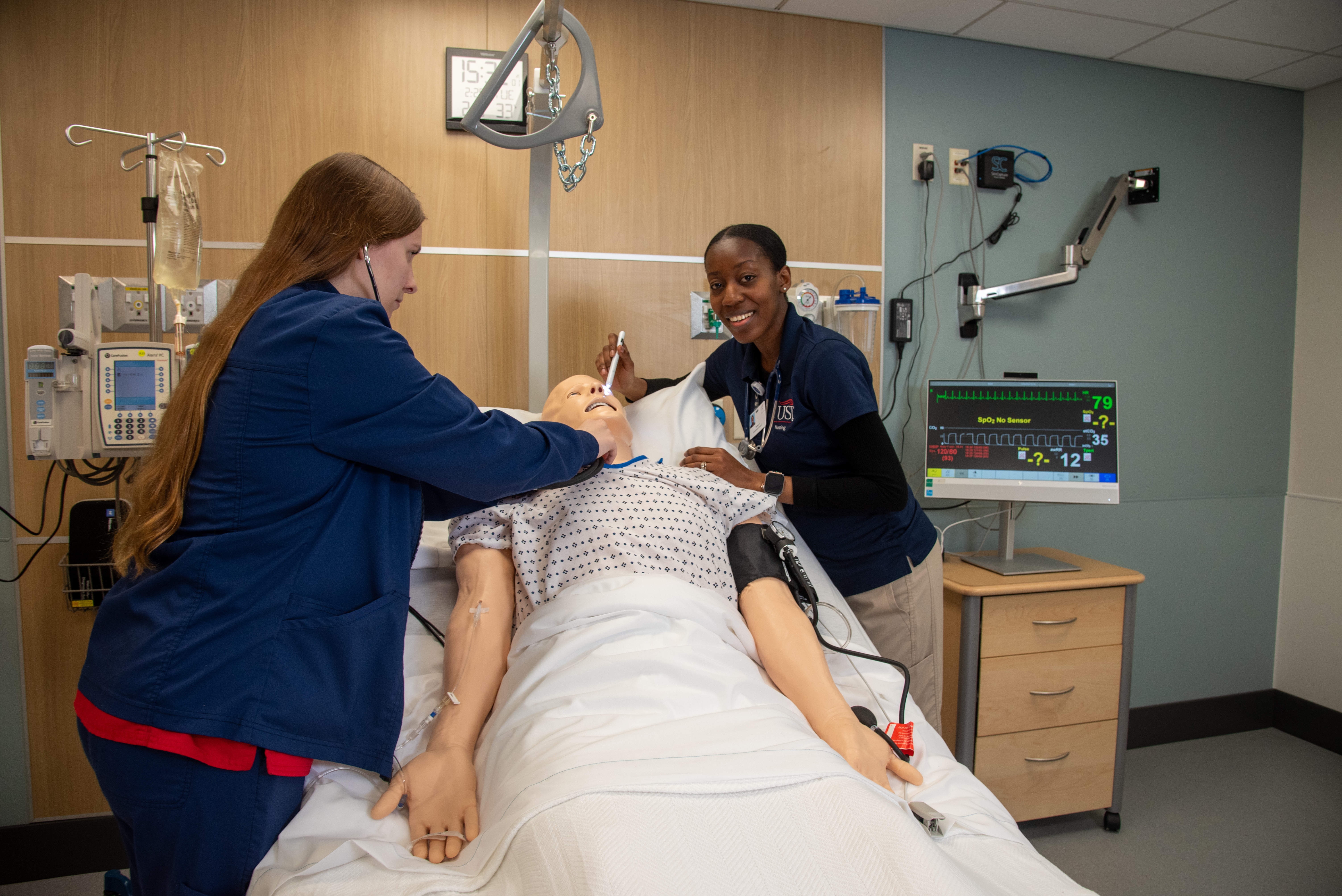 USI receives $1 million endowed scholarship gift to support graduate nursing, names Health Professions Center auditorium  - News article image